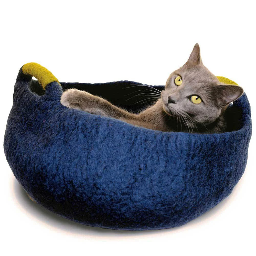 Handle Basket Pet Bed